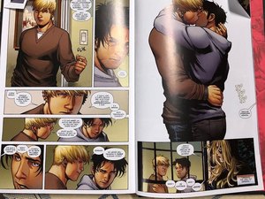 Livro que Crivella mandou recolher se esgota na Bienal do Rio