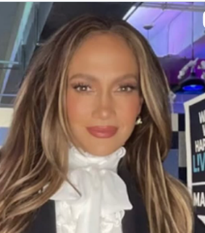 Jennifer Lopez diz que 'Ainda Estou Aqui' mudou sua vida