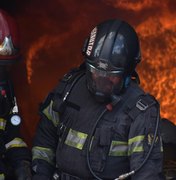 Incêndio atinge apartamento no Antares e mobiliza Corpo de Bombeiros