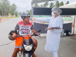 Sesau e SSP aferem temperaturas e abordam veículos nas barreiras sanitárias