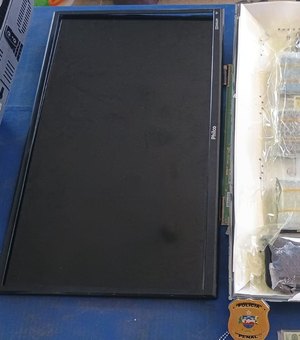 ﻿﻿Sargento da PM é flagrado tentando entrar em presídio com celulares e objetos ilícitos escondidos em TVs