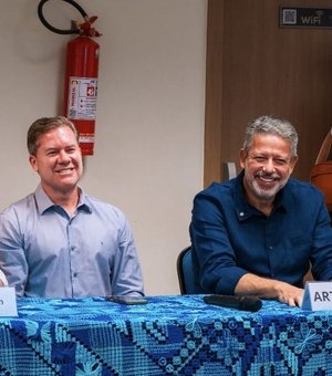 Arthur Lira se reúne com trade turístico e defende investimentos em Alagoas