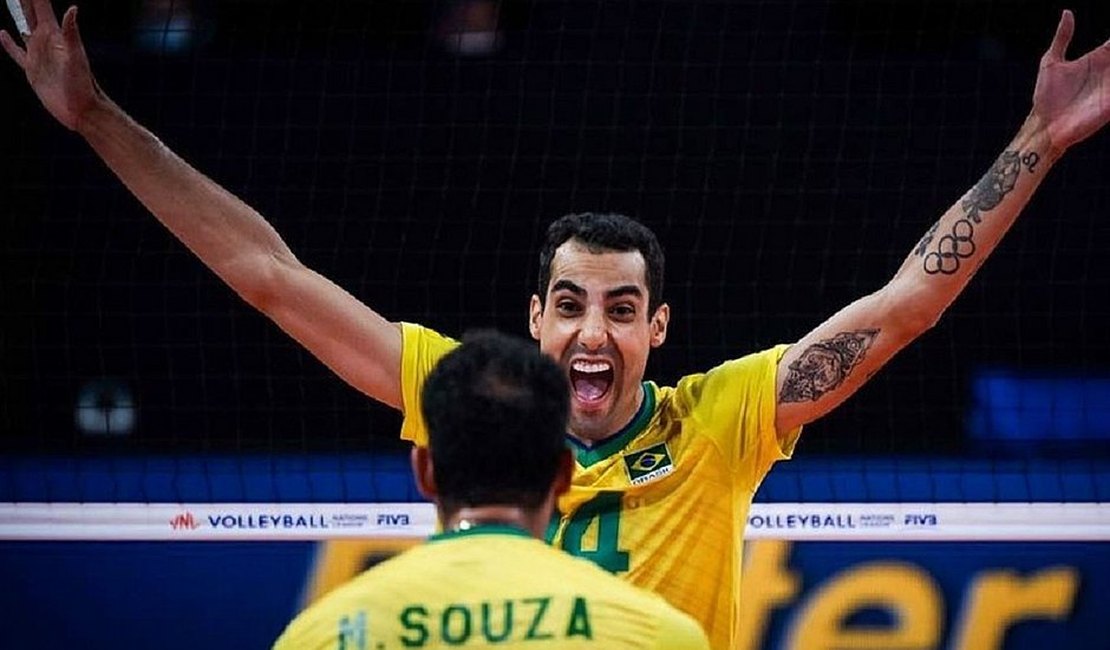 Douglas Souza vira hit nas redes com vídeos na Vila Olímpica