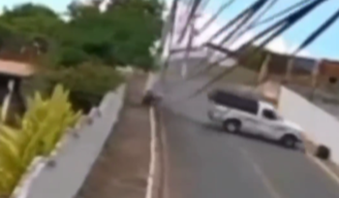 Confira vídeo de colisão que deixou dois mortos em Palmeira