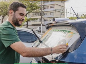 Davi Maia promove ‘adesivaço’ em Maceió