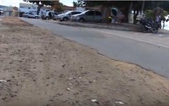 População reclama de poeira e buracos em obras de esgotamento sanitário em Arapiraca