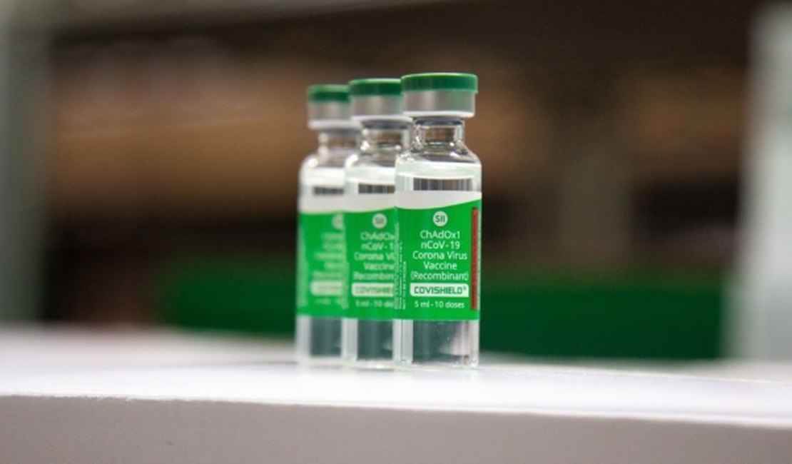 Mais de 340 mil alagoanos já foram vacinados contra a Covid-19