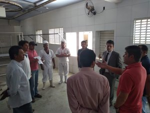 Pedido de reabertura: Prefeito e promotor visitam Matadouro de Porto Calvo
