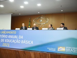 MEC lança relatório com 52 ações na educação básica