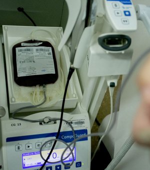 Alagoas teve 32 mil doadores de sangue em 2022; estoque no Hemoal continua abaixo do desejado