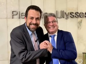 Ainda sem apoio público nacional do PT sobre candidatura, Ricardo Barbosa grava vídeo de apoio com Boulos