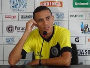 CSA descarta Caíque Valdivia, cogita outro ex-ASA e Cleiton Xavier é pretendido 