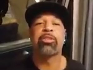 Ex-jogador Dinei detona Inter por 'se aproveitar de tragédia': 'Vagabundos'