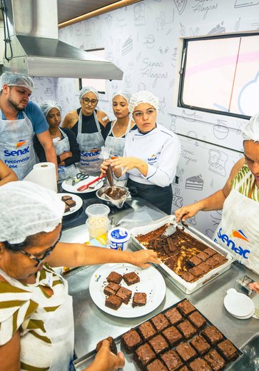Secretaria de Turismo oferta mais de 130 vagas em cursos gratuitos em Limoeiro de Anadia
