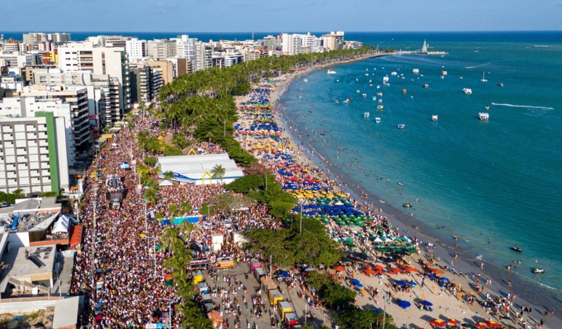 Maceió se destaca entre os destinos mais buscados do Brasil para o Carnaval 2026