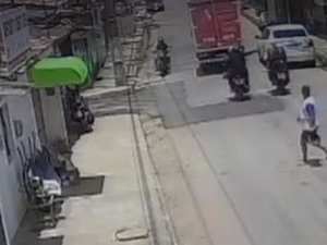 Homem baleado na cabeça em plena luz do dia é gerente do tráfico de drogas