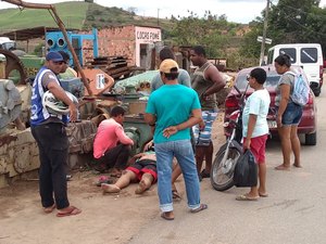 Colisão entre carro e moto deixa uma pessoa ferida em Porto Calvo