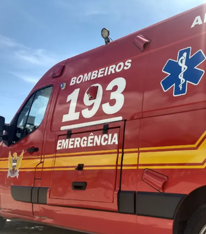 Colisão entre carro e moto deixa jovem de 20 anos ferido em Delmiro Gouveia