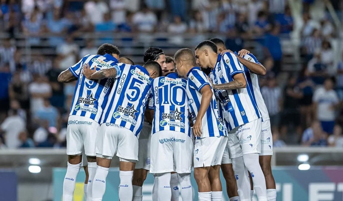 CSA perde por 3 a 2 para o Caxias no Estádio Rei Pelé