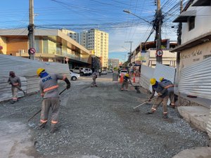 Trânsito é liberado na Rua Soldado Eduardo dos Santos após obra da BRK