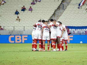 CRB sai em desvantagem na Copa do Brasil; vaga será decidida no Estádio Rei Pelé