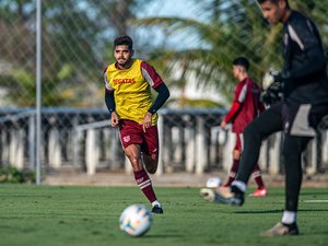 CRB encerra preparação e embarca para estreia na Copa do Nordeste contra o Itabaiana