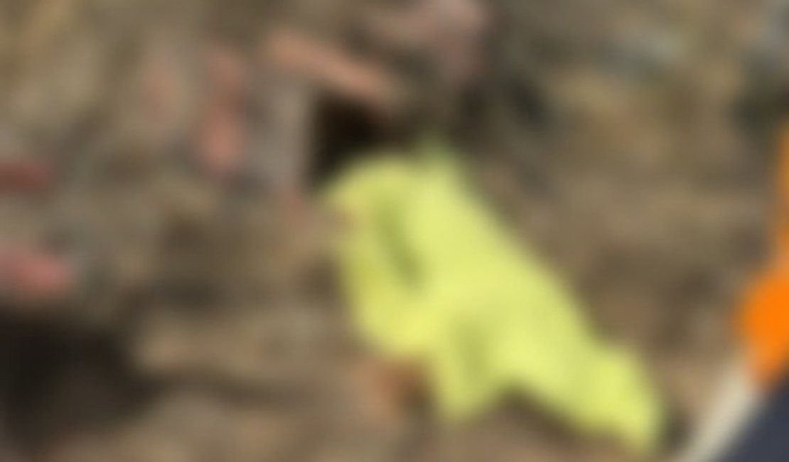 Acidente com ônibus que transportava romeiros deixa pelo menos 15 mortos no Sertão de AL