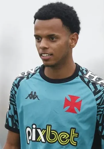 Vasco empresta lateral-esquedo Riquelme para time grego