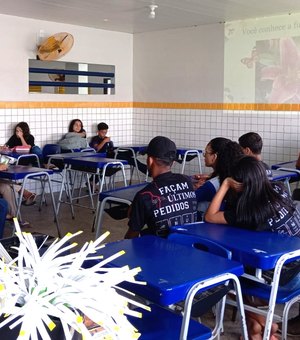 Docentes e graduandos do Campus III da Uneal realizam ação em escolas municipais de Arapiraca