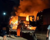Carreta pega fogo e fica destruída em incêndio no Conjunto Antônio Lins em Rio Largo