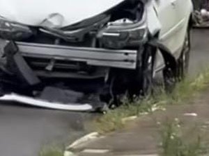 Colisão entre carros é registrada no bairro Santa Esmeralda, em Arapiraca