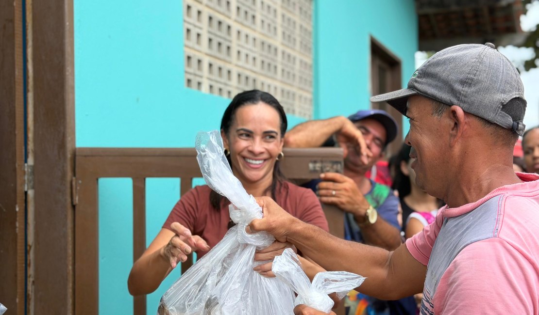 Prefeitura de Maragogi distribui 20 toneladas de peixe e leva alimento a famílias na Semana Santa