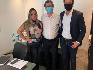 Pedro Vilela vai trabalhar pela derrubada do veto que impede pagamento do Fundef a professores