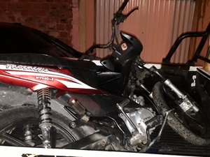 Em Arapiraca, Polícia recupera moto roubada