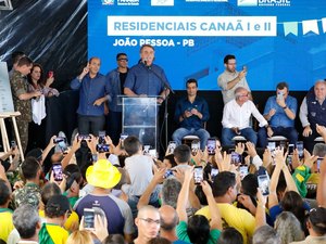 Presidente: aumento do Auxílio Brasil pode superar efeitos da pandemia