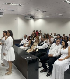 Casais oficializam a união em cerimônia no Fórum de Delmiro Gouveia