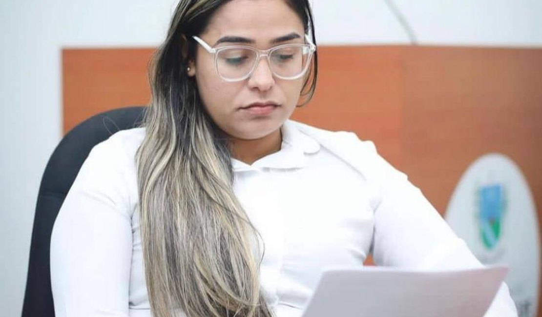Vereadora de Campo Alegre registra B.O após ser ameaçada por colega de trabalho