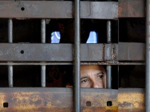 Homem mantém esposa em cárcere privado em Arapiraca