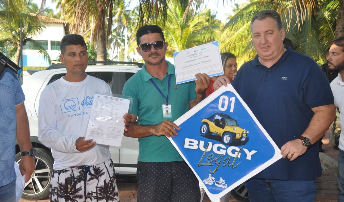 Prefeitura de Porto de Pedras faz ordenamento do turismo de buggys