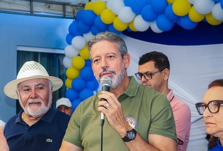 Arthur Lira consolida trajetória de apoio crescente em Alagoas e se firma como favorito ao Senado