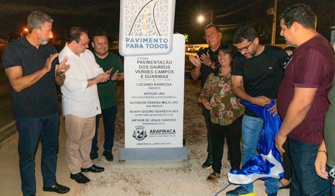 Prefeito Luciano entrega três quilômetros de ruas pavimentadas no bairro Verdes Campos