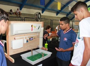 Escolas estaduais levam 17 projetos para Feira de Ciência e Tecnologia em Recife