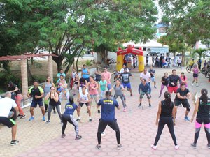 Conscientização e alerta sobre diabetes reúne dezenas de pessoas no Bosque das Arapiracas