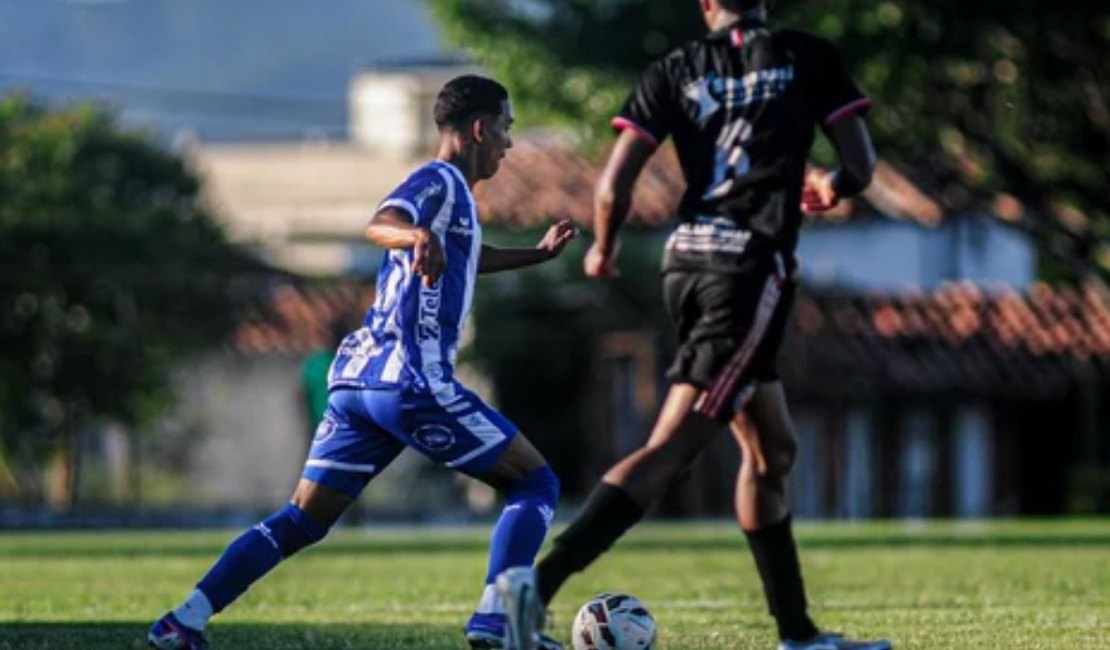CSA goleia por 7 a 1, garante liderança e avança com força na Série D