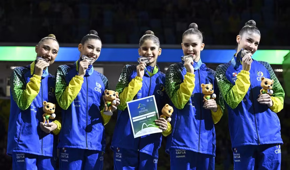 Brasil repete feito do conjunto geral e é prata na série mista do Mundial de ginástica rítmica