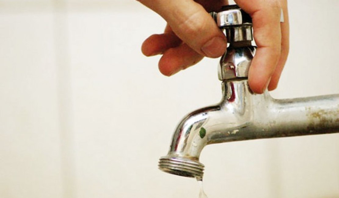 Reforma de reservatório afeta abastecimento de água em bairros de Maceió