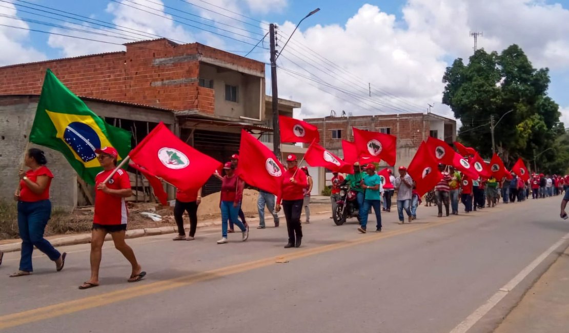 Fazendeiro tenta expulsar MST em Joaquim Gomes; prefeito nega envolvimento com reintegração de posse