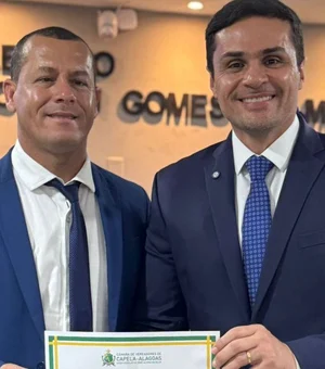 Deputado Alexandre Ayres recebe Título de Cidadão Honorário de Capela