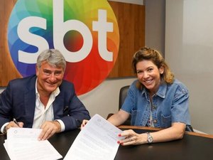 Cleber Machado assina contrato com o SBT