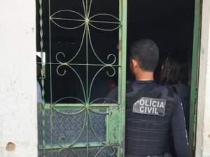 Polícia prende três por homicídio de jovem que matou namorado envenenado